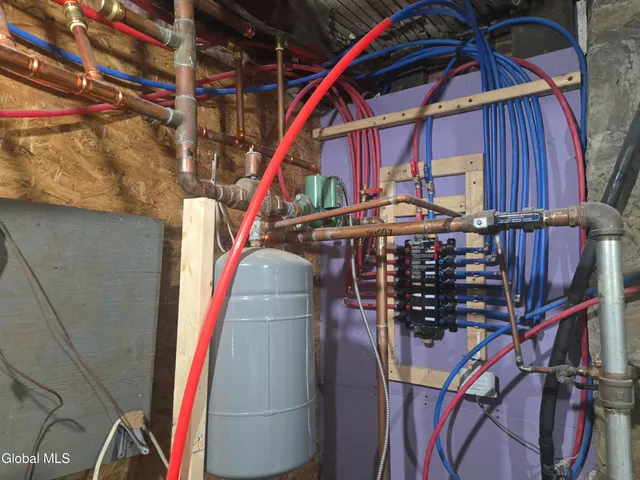 $109,900 | 611 East Gansevoort Street, Little Falls, NY 13365