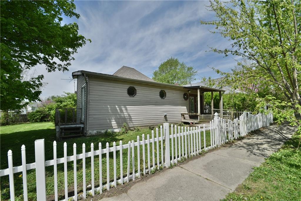 311 Ruddle Avenue Anderson, IN 46012 - Photo 1 of 12 Gallery Image 1