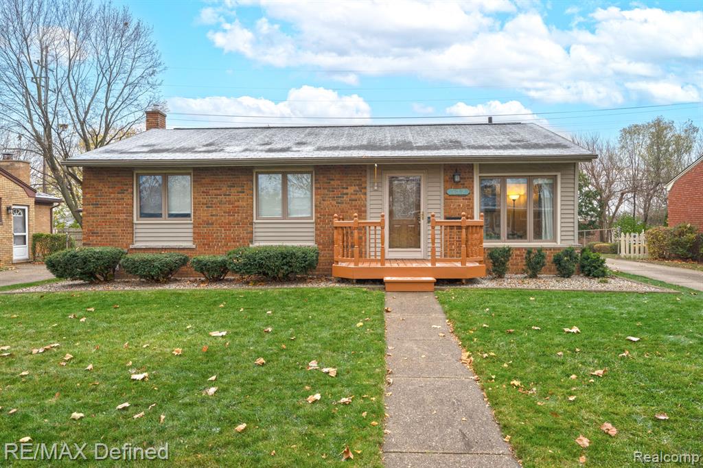 532 Meadow Lane Rochester, MI 48307 - Photo 1 of 22