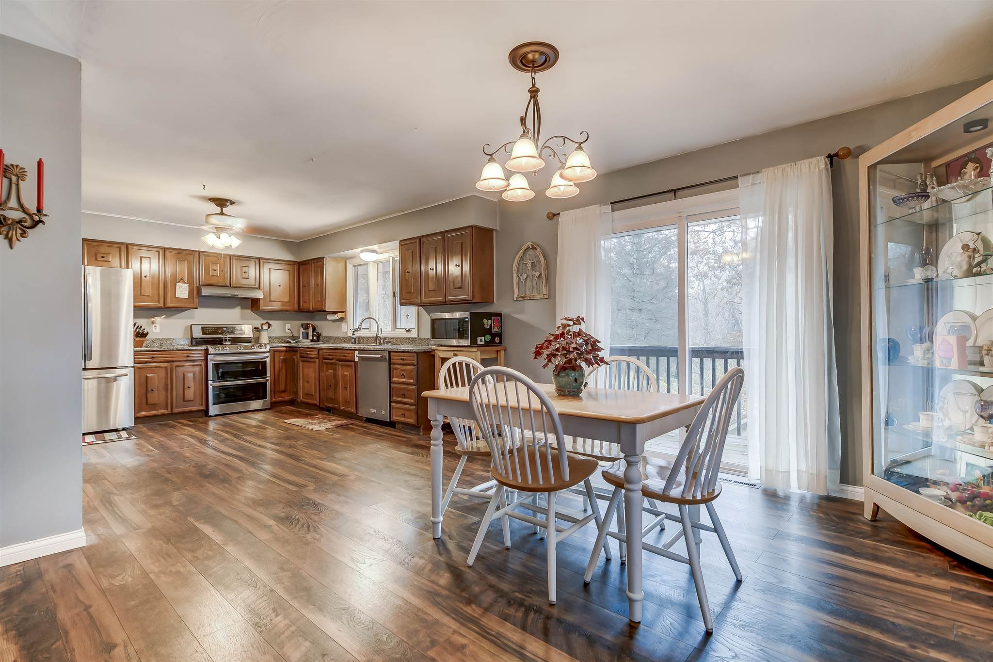 6845 Mechanicsburg Road Springfield, IL 62712 - Photo 12 of 36