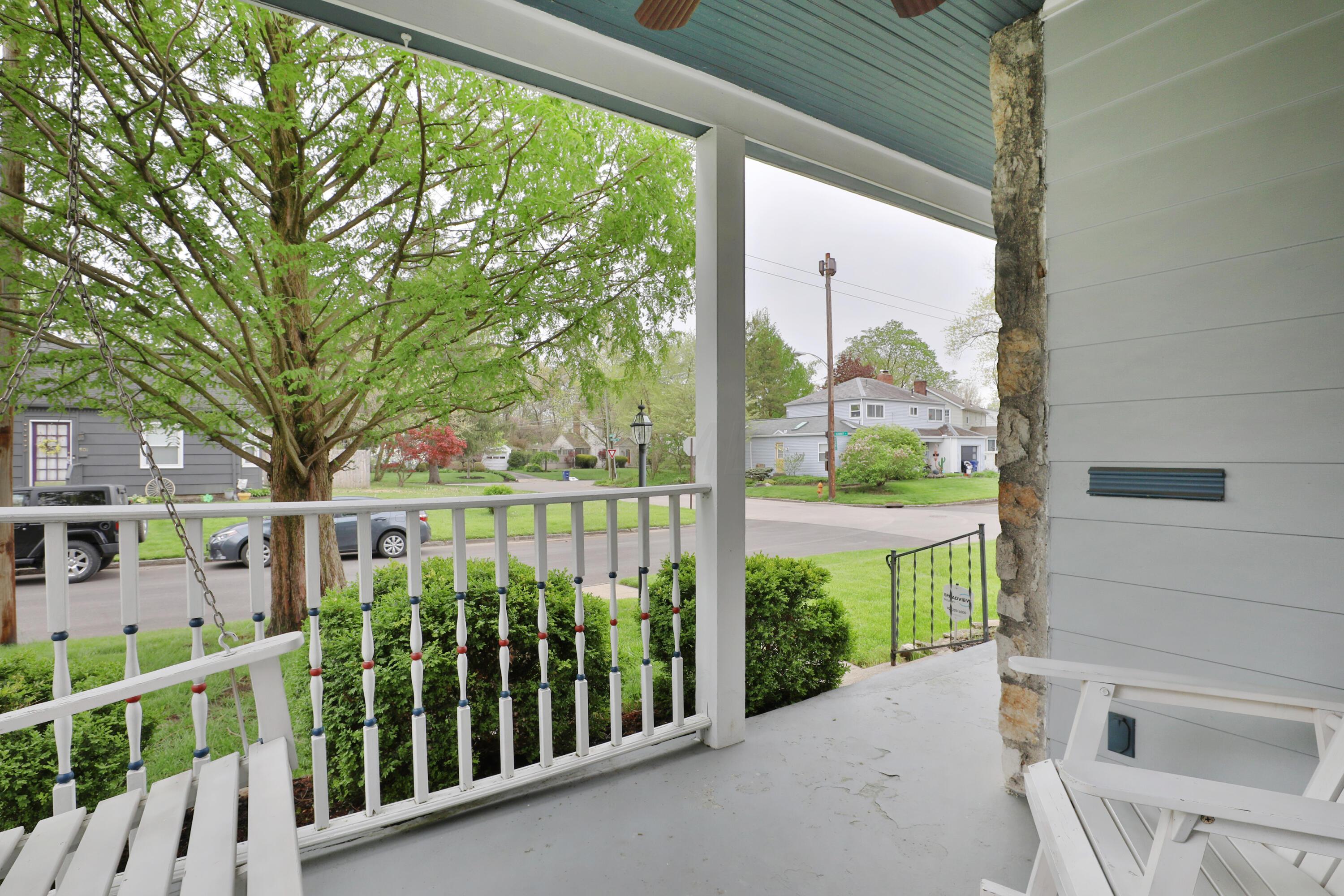 502 Crestview Road Columbus, OH 43202 - Photo 5 of 54 Front Porch