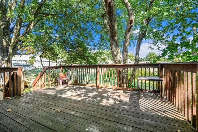 $189,900 | 801 North Redwood Drive, Independence, MO 64056