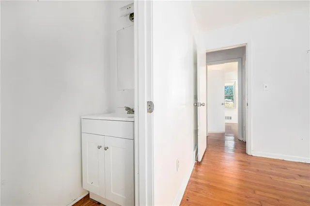 $189,900 | 801 North Redwood Drive, Independence, MO 64056