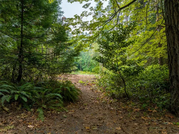 $580,000 | 9998 Northeast Lofgren Road, Bainbridge Island, WA 98110