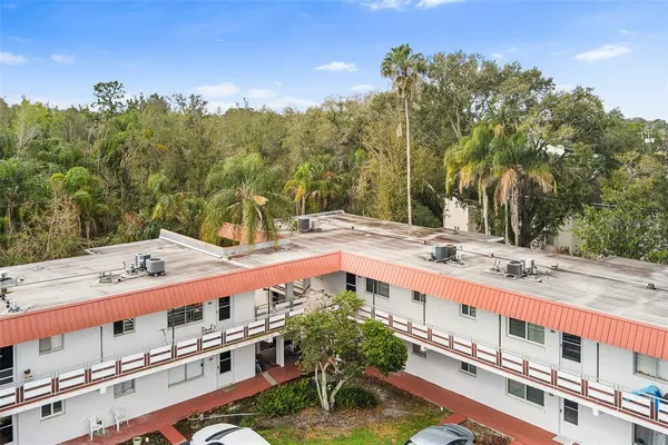 $72,500 | 1100 Martinique Drive, Unit 207, Winter Haven, FL 33884