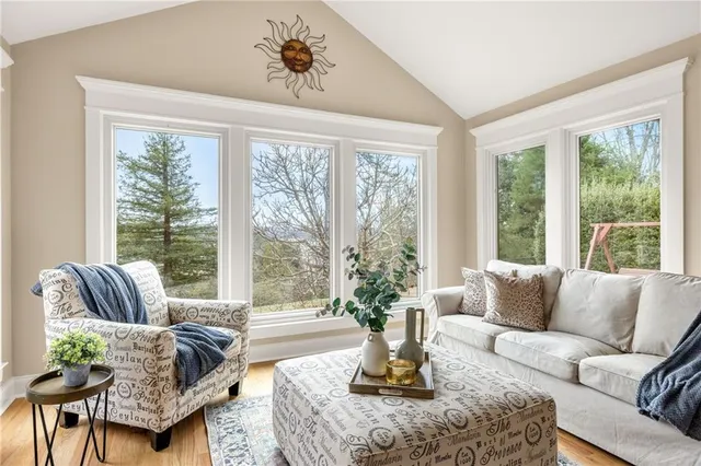 $775,000 | 120 Overlook Drive, Gainesville, GA 30506