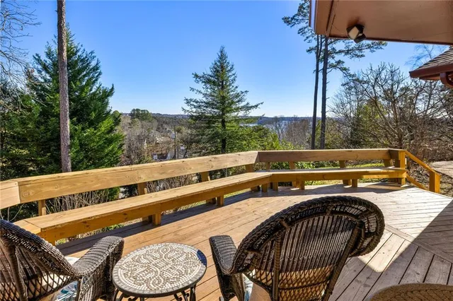 $775,000 | 120 Overlook Drive, Gainesville, GA 30506