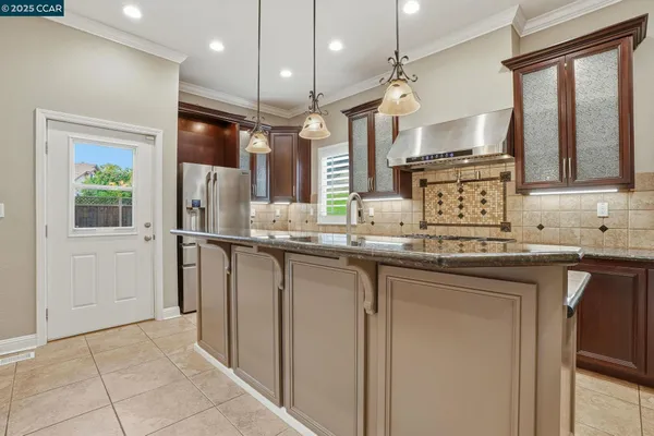 $725,000 | 3025 Sunflower Drive, Antioch, CA 94531