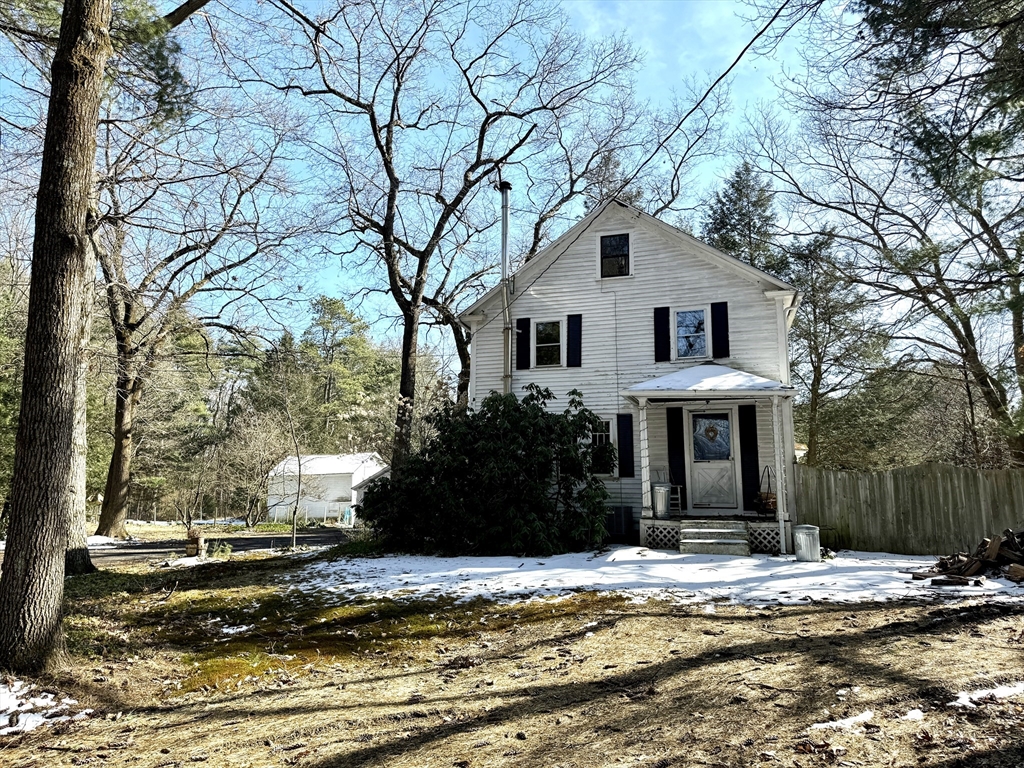 158 Log Plain Road Greenfield, MA 01301 - Photo 1 of 42 Gallery Image 1
