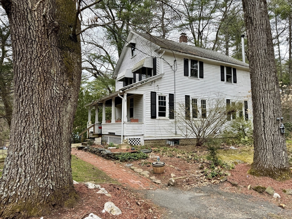158 Log Plain Road Greenfield, MA 01301 - Photo 3 of 42 Gallery Image 3
