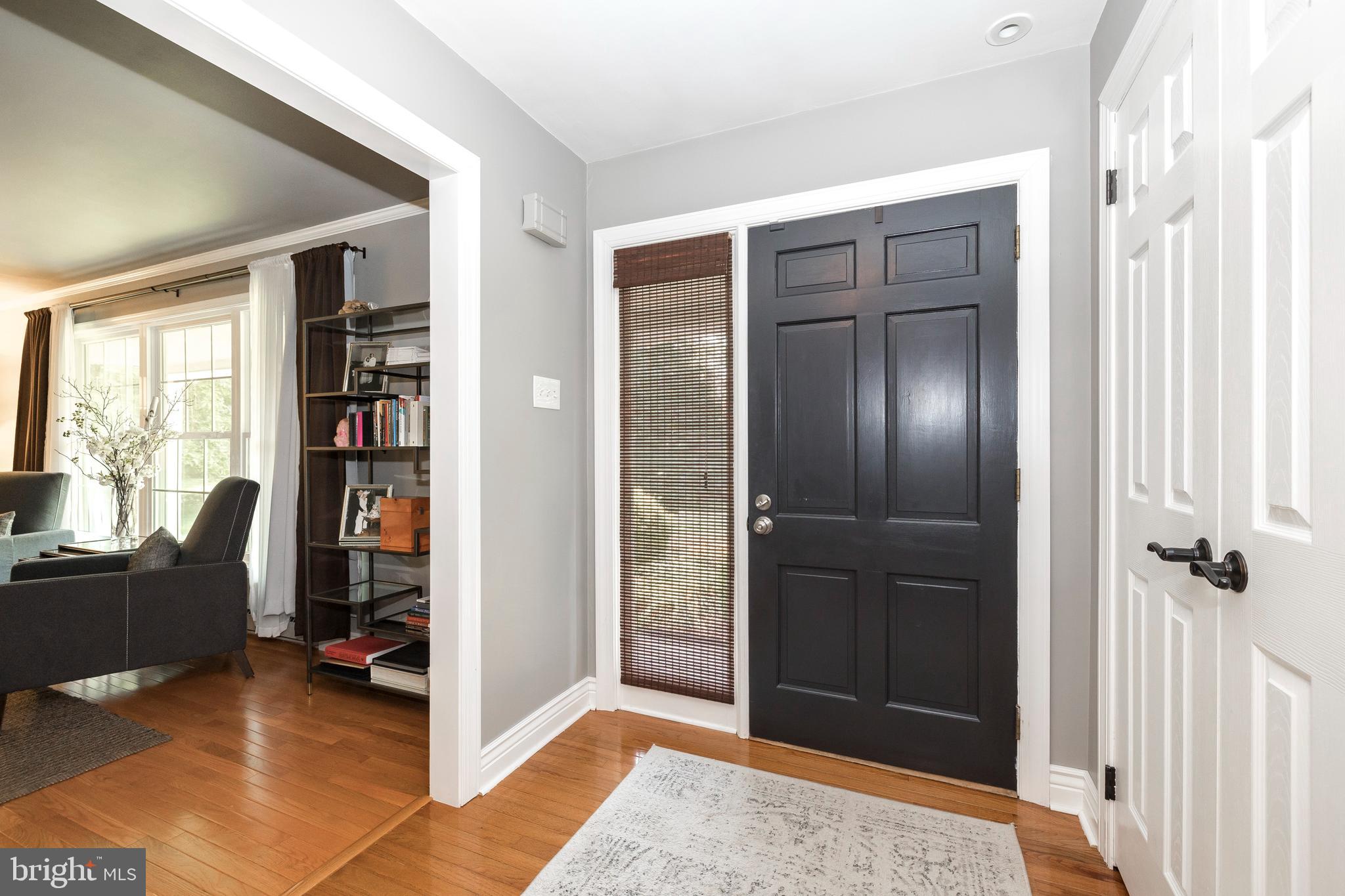 1739 Temple Road Pottstown, PA 19465 - Photo 8 of 62 Foyer