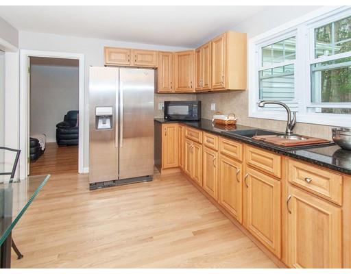 146 Bellingham Road Brookline, MA 02467 - Photo 11 of 26 Gallery Image 11