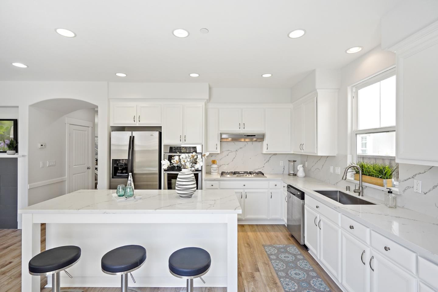 115 Cypress Street Pacifica, CA 94044 - Photo 13 of 59