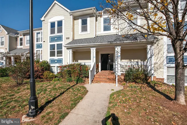 $2,650 | 44084 Natalie Terrace, Unit 301, Ashburn, VA 20147