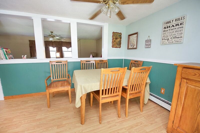 12 Upper Road Plaistow, NH 03865 - Photo 4 of 39 Gallery Image 4