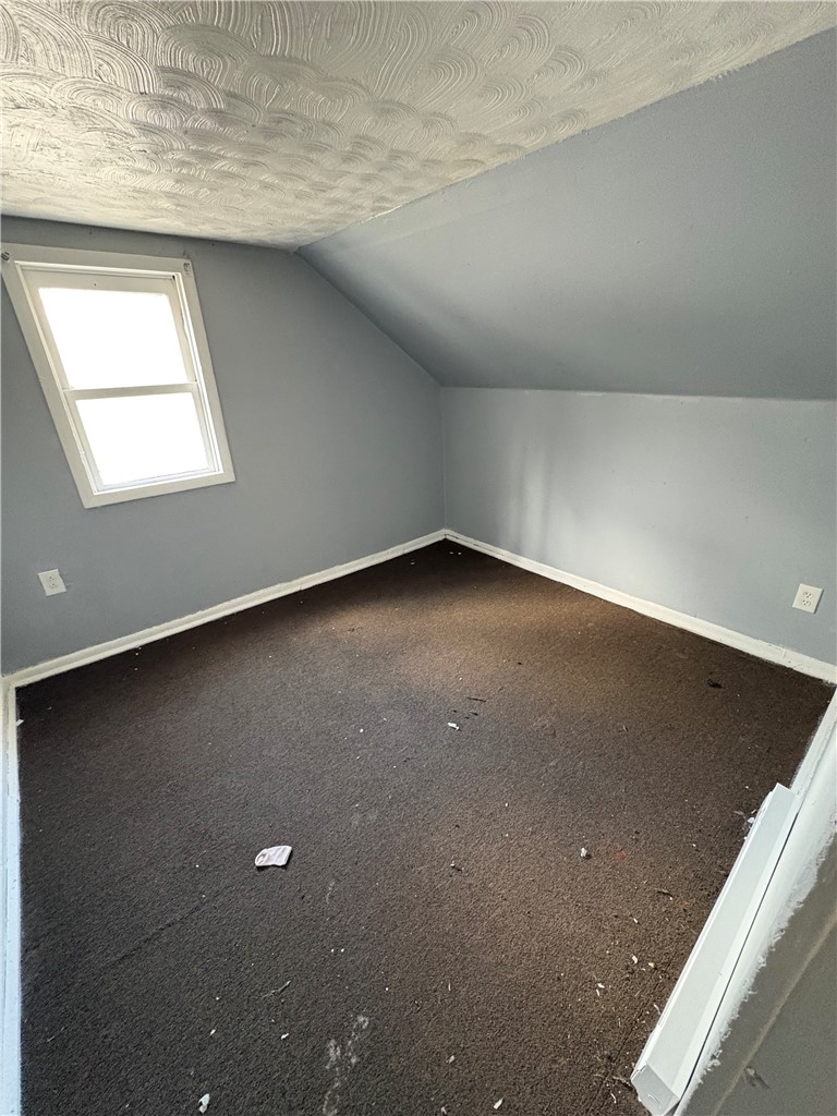 155 Fulton Avenue Rochester, NY 14613 - Photo 16 of 25