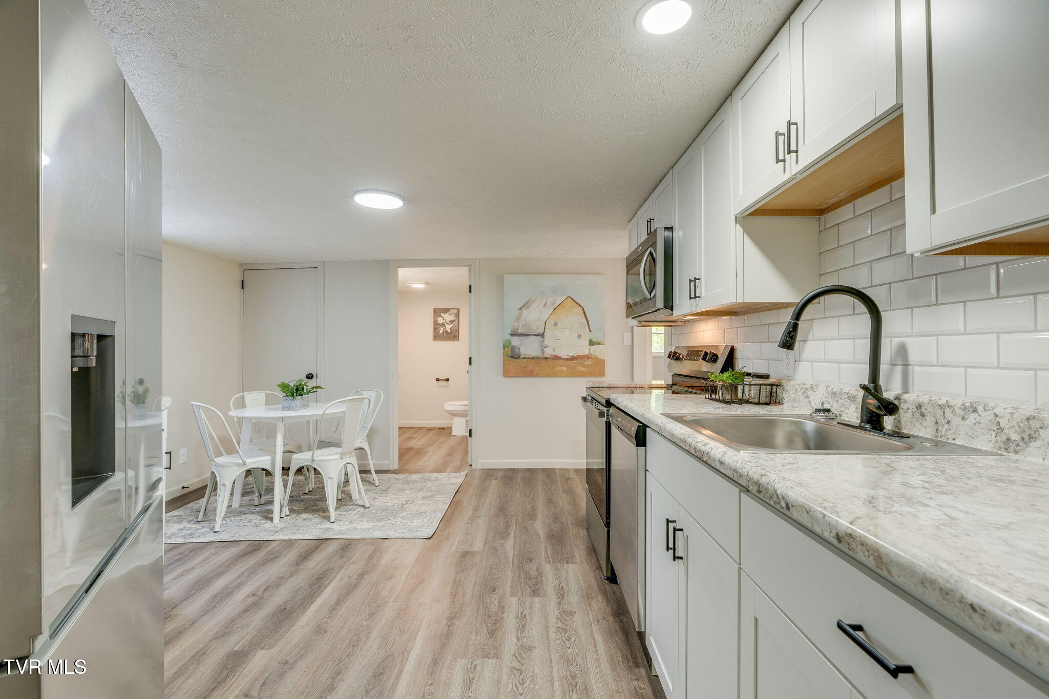 146 Ollie Collins Road Elizabethton, TN 37643 - Photo 8 of 30 009