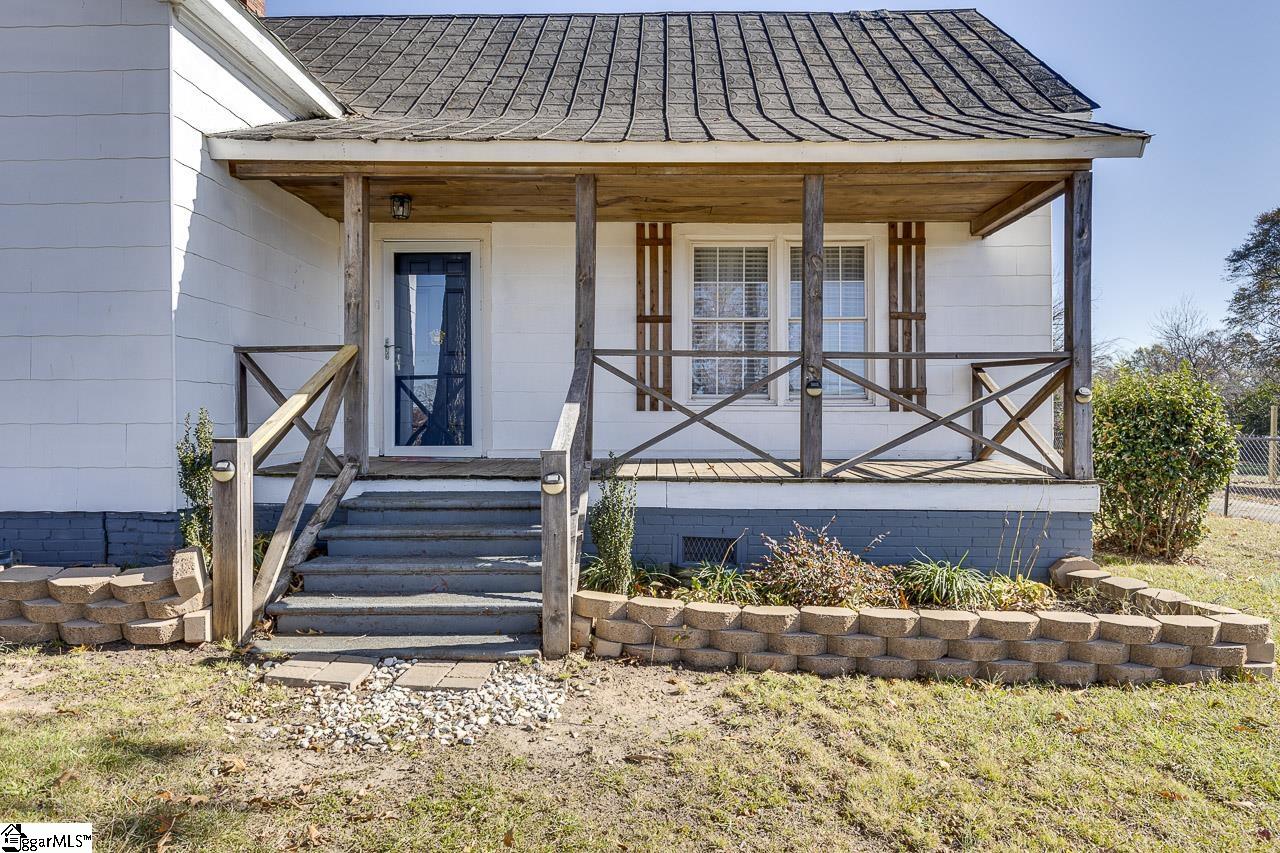 609 Front Street Chesnee, SC 29323 - Photo 1 of 36 Gallery Image 1
