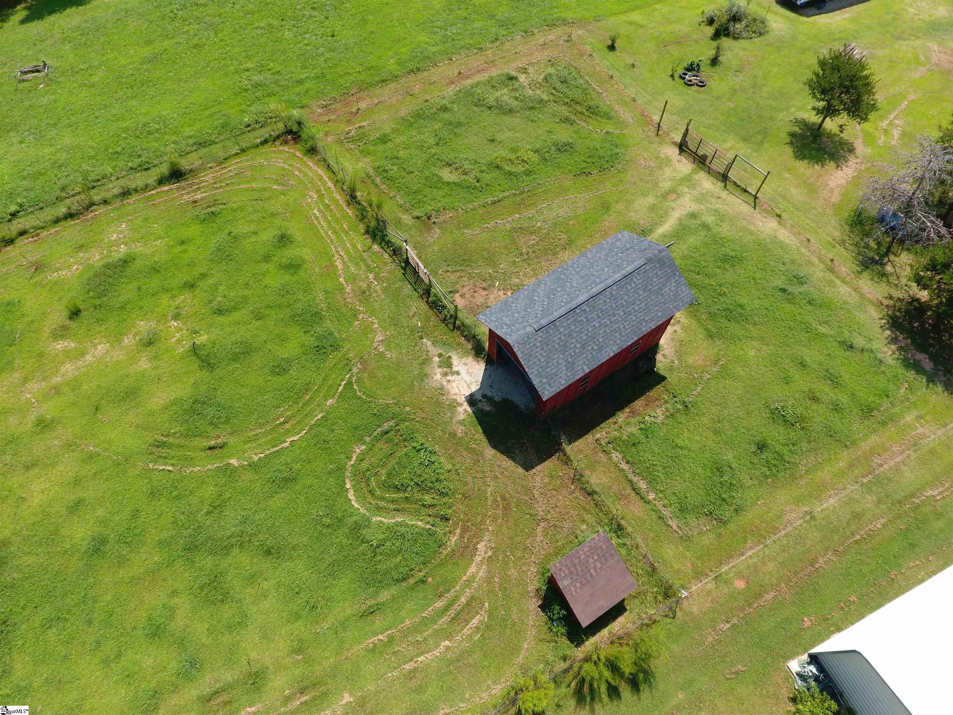 409 Monroe Bruce Farm Road Campobello, SC 29322 - Photo 11 of 13