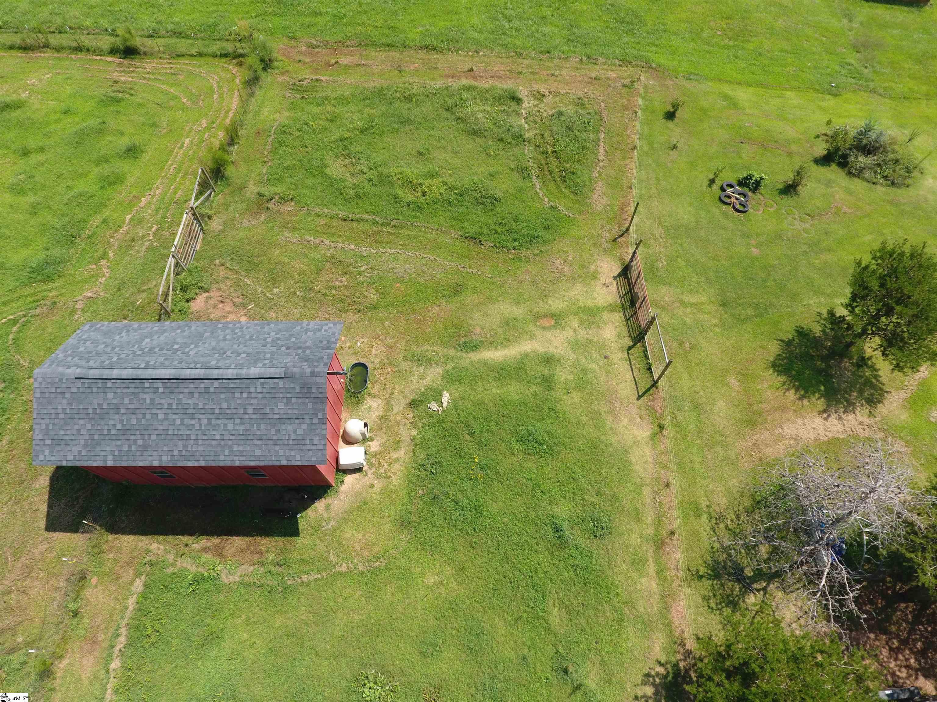 409 Monroe Bruce Farm Road Campobello, SC 29322 - Photo 10 of 13