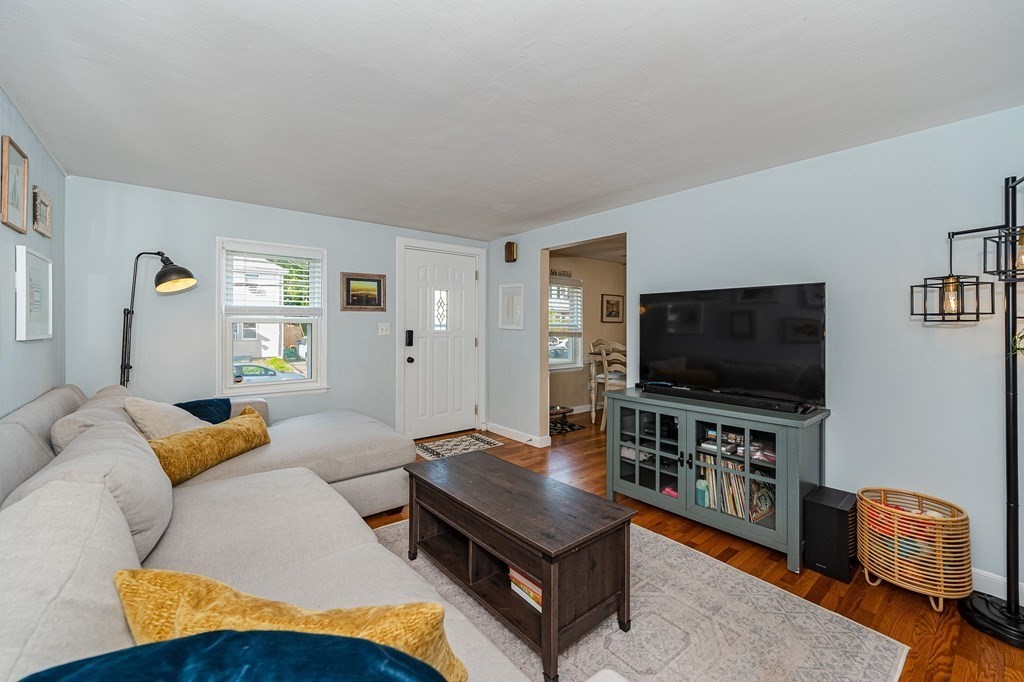 68 Regent Road Malden, MA 02148 - Photo 7 of 34 Gallery Image 7
