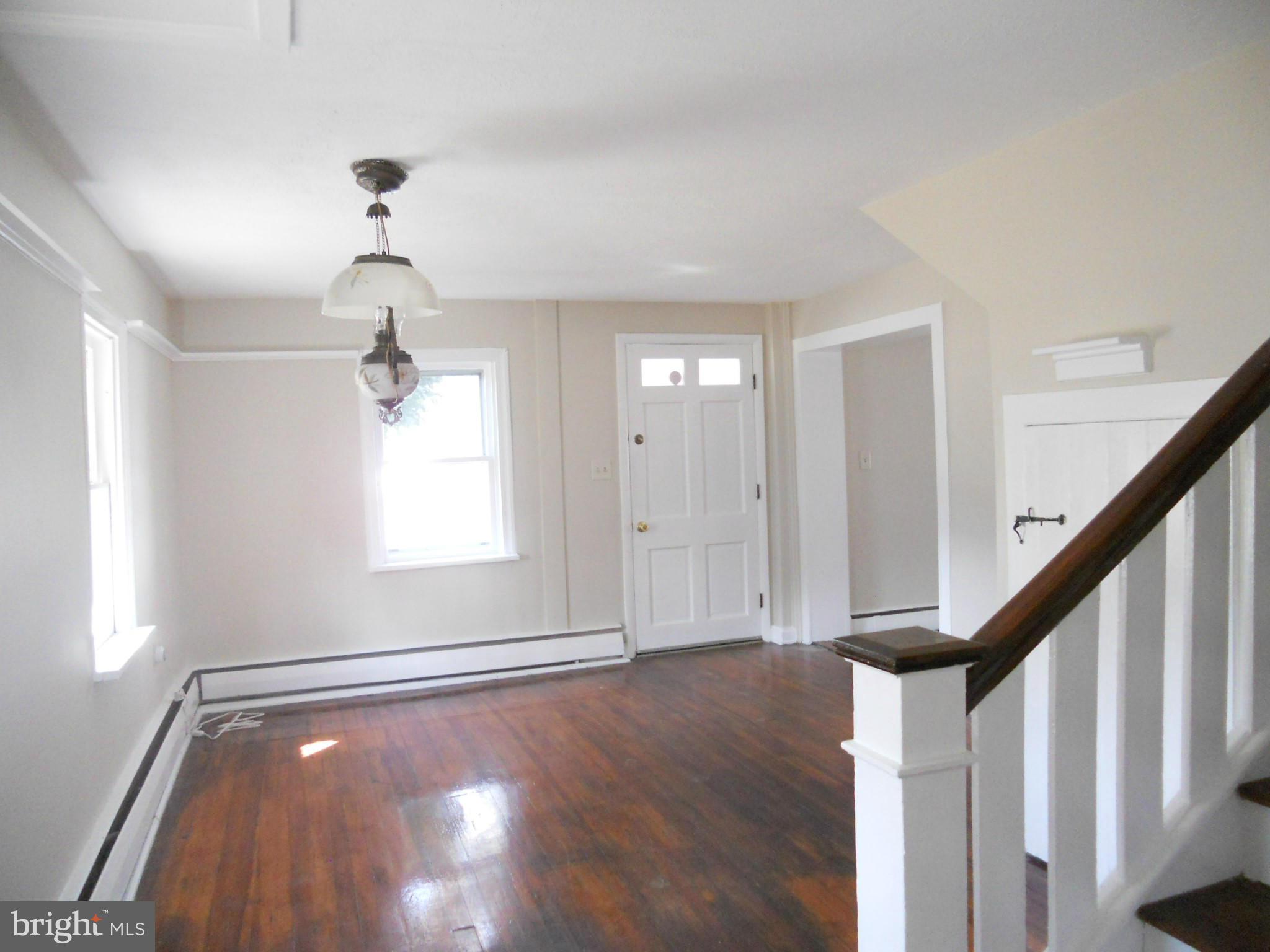 3349 Uniontown Road Westminster, MD 21158 - Photo 2 of 25 Dining Room w/hardwood floors