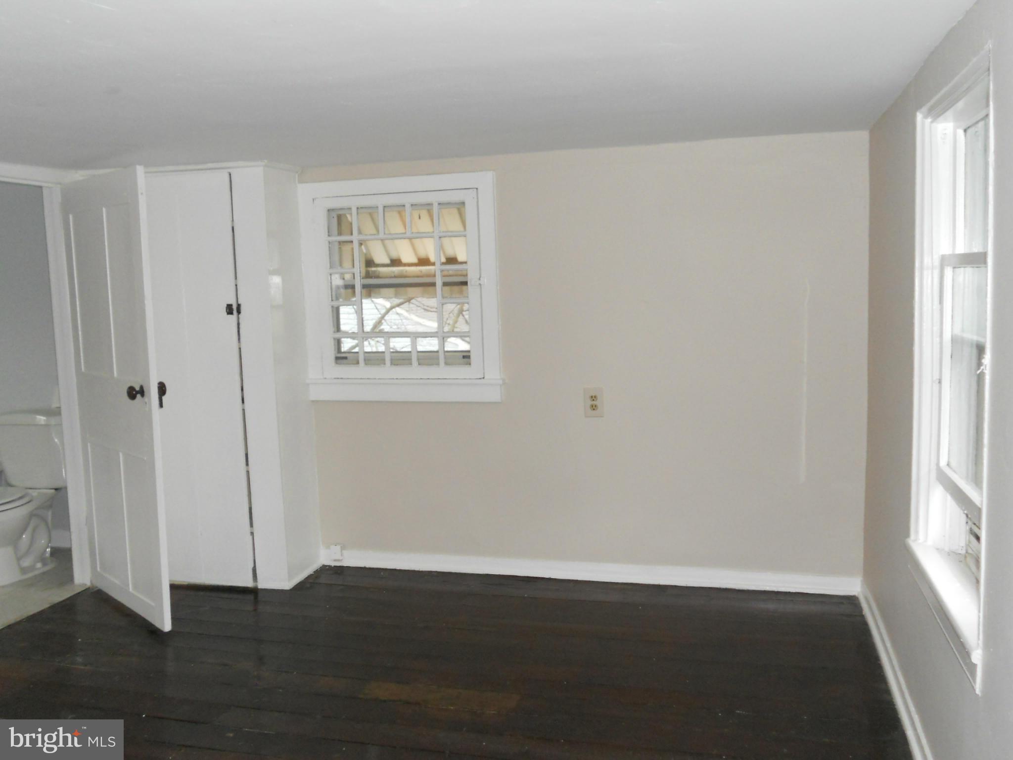 3349 Uniontown Road Westminster, MD 21158 - Photo 14 of 25 Den, neutral decor