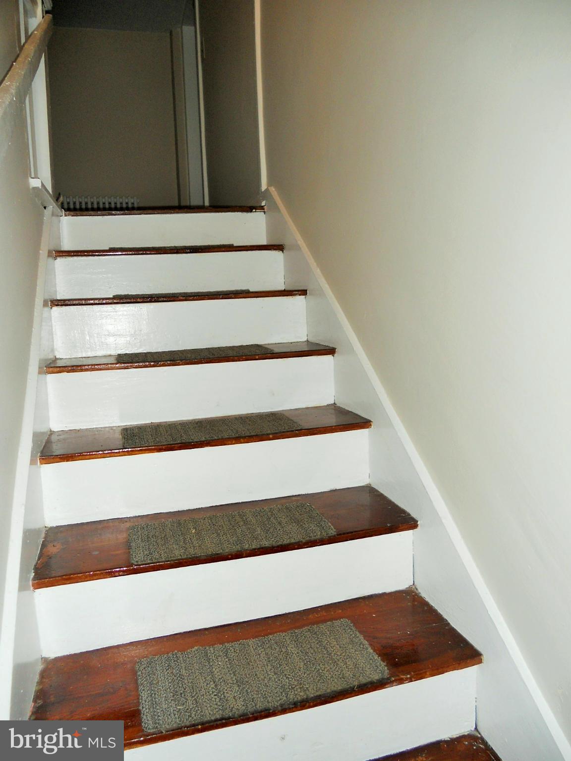 3349 Uniontown Road Westminster, MD 21158 - Photo 15 of 25 Wooden Stairway