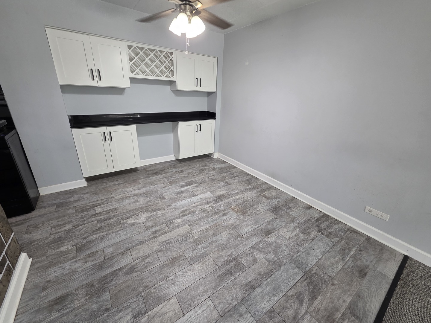 220 South Roselle Road, Unit 222 Schaumburg, IL 60193 - Photo 4 of 13