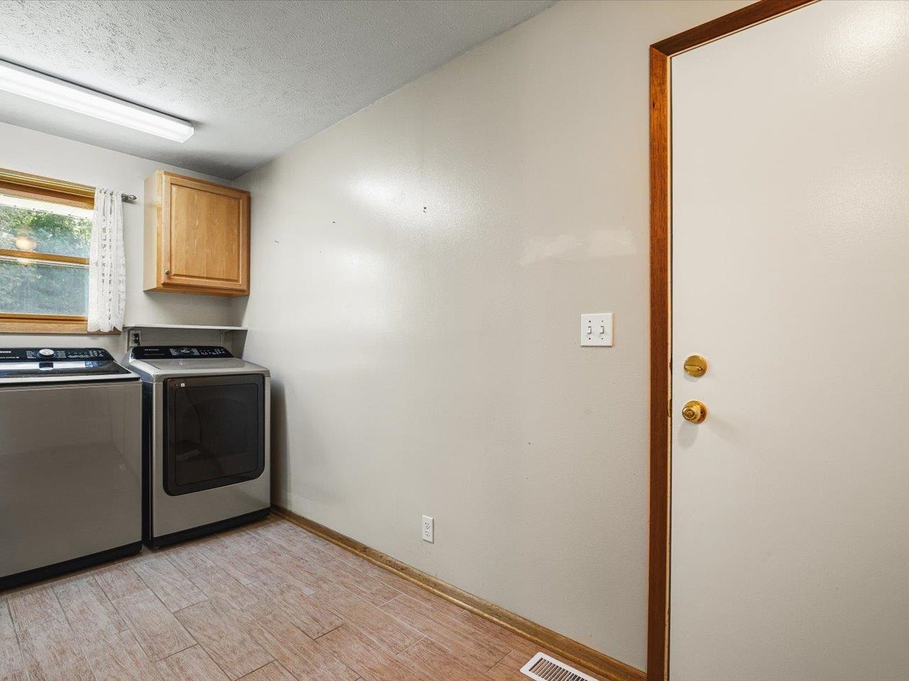 15085 East McNeal Road Monroe Center, IL 61052 - Photo 30 of 75 Gallery Image 30