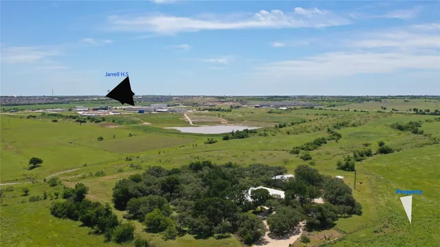$950,000 | 3215 County Road 305, Jarrell, TX 76537