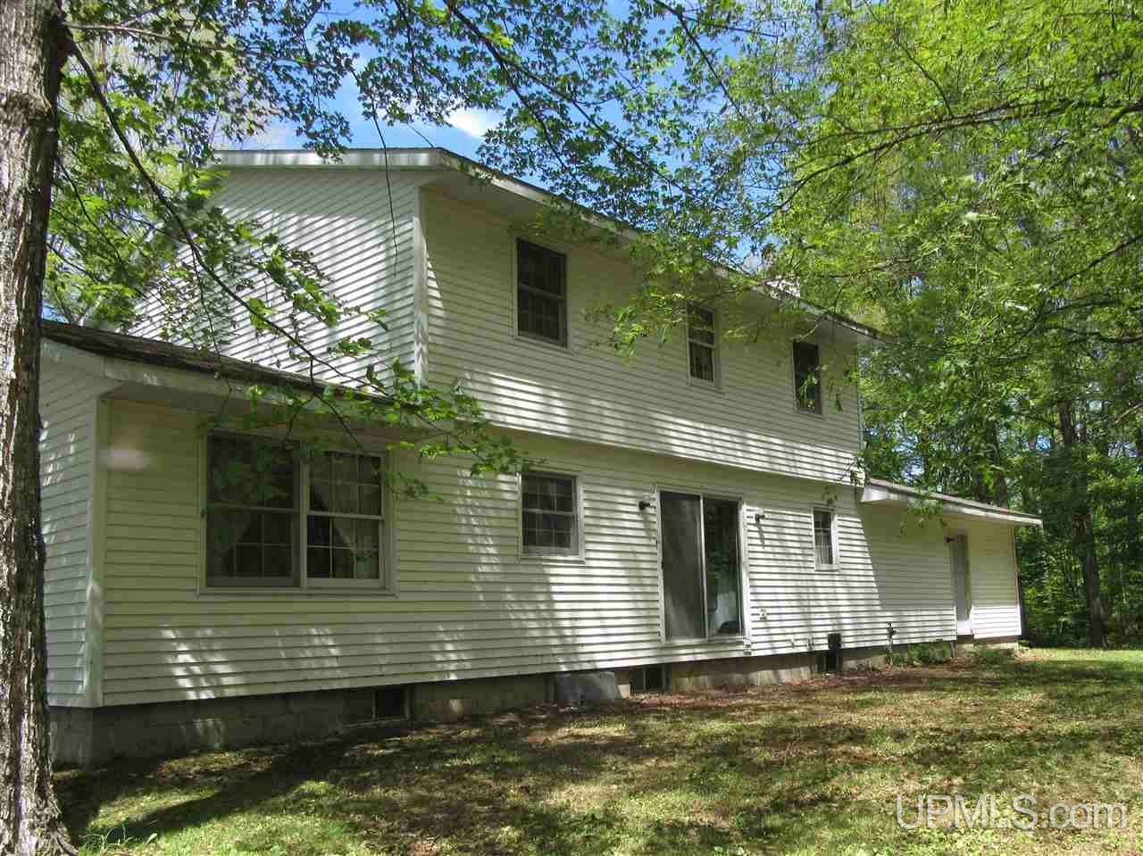 4854 Hendrickson Road Manistique, MI 49854 - Photo 4 of 18 Gallery Image 4