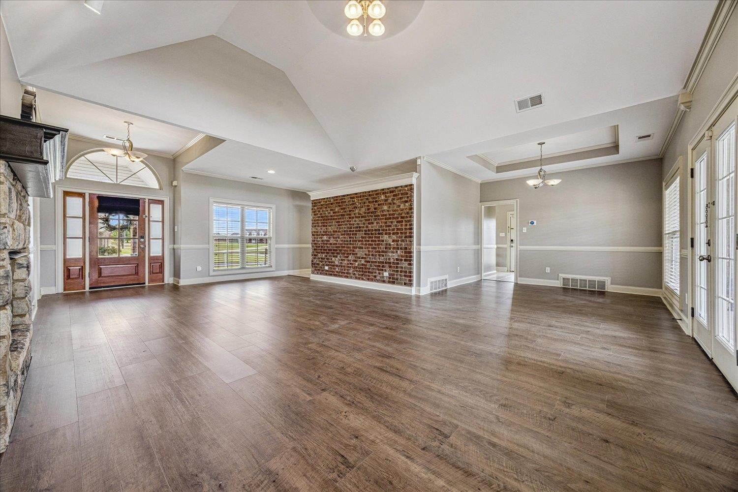 New LVP STAINMASTER® Flooring