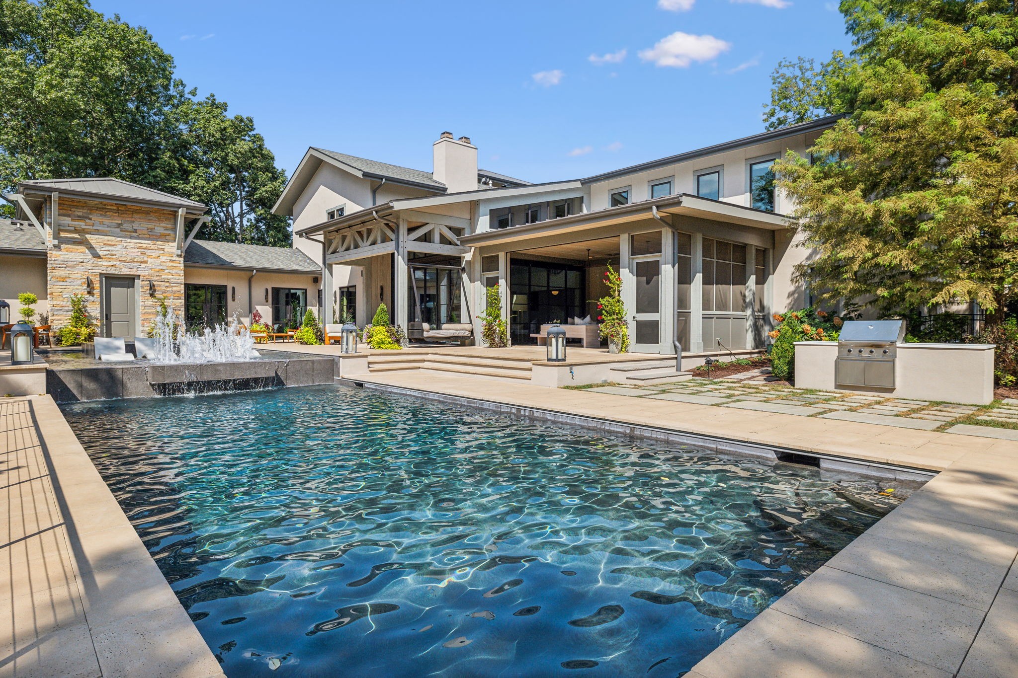 3401 Trimble Road Nashville, TN 37215 - Photo 26 of 55 a view of a building with a patio
