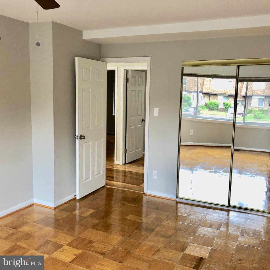 581 Summit Hall Road Gaithersburg, MD 20877 - Photo 11 of 22 a view of entryway with a floor to ceiling window