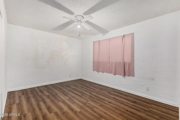 $1,900 | 3945 West Orange Drive, Phoenix, AZ 85019