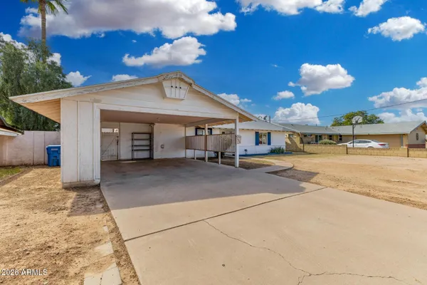 $1,900 | 3945 West Orange Drive, Phoenix, AZ 85019