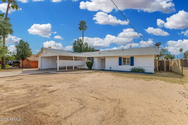 $1,900 | 3945 West Orange Drive, Phoenix, AZ 85019