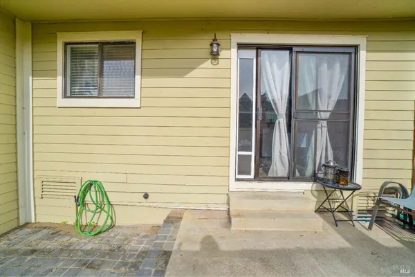 $489,000 | 730 Military East, Benicia, CA 94510