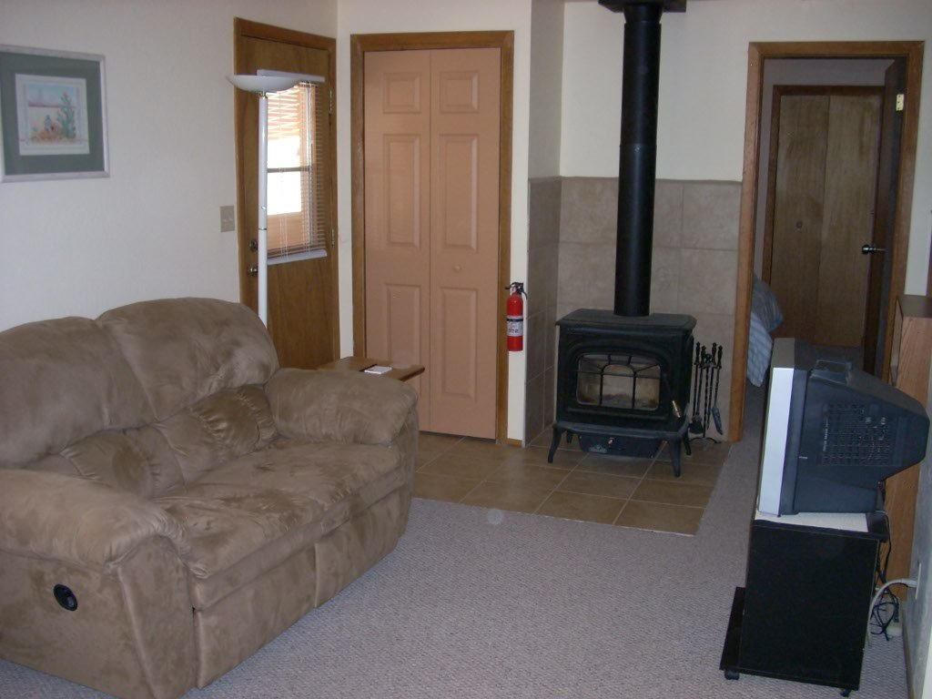 2139 Fishermans Road Overgaard, AZ 85933 - Photo 3 of 20