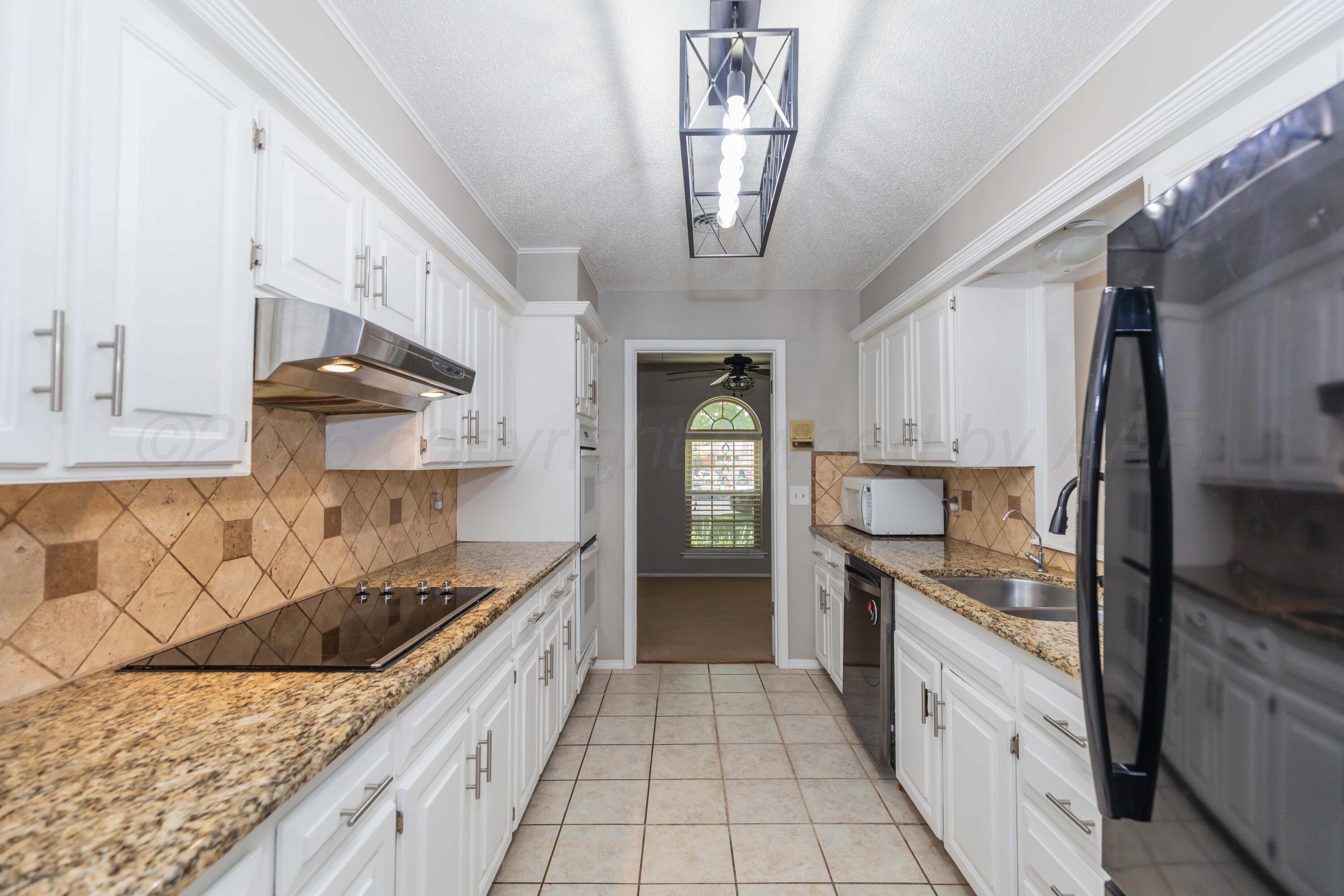 3712 Rutson Drive Amarillo, TX 79109 - Photo 8 of 45 KITCHEN VIEW 1