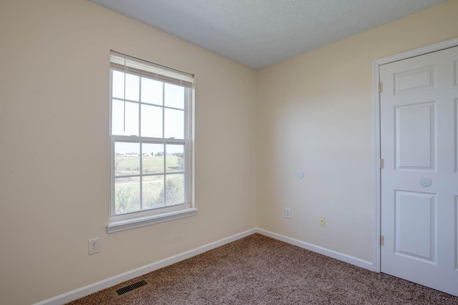 562 Jamie Ridge Drive Mount Sterling, KY 40353 - Photo 20 of 30 Guest Bedroom #2 With New Carpet