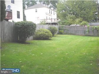 398 North State Road Springfield, PA 19064 - Photo 10 of 11 Exterior Back