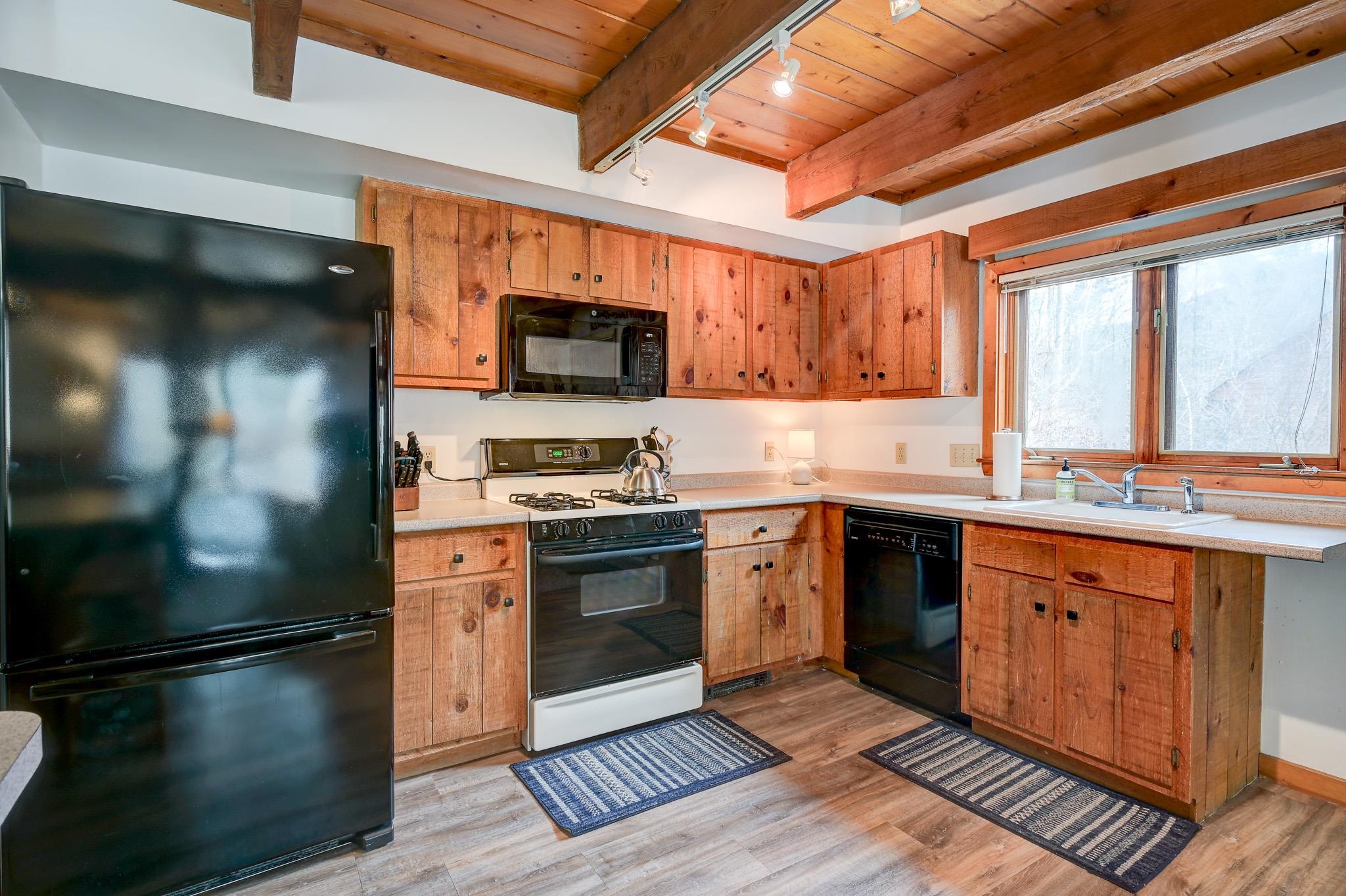 2 Fox Run Road, Unit 2 Bartlett, NH 03812 - Photo 3 of 34
