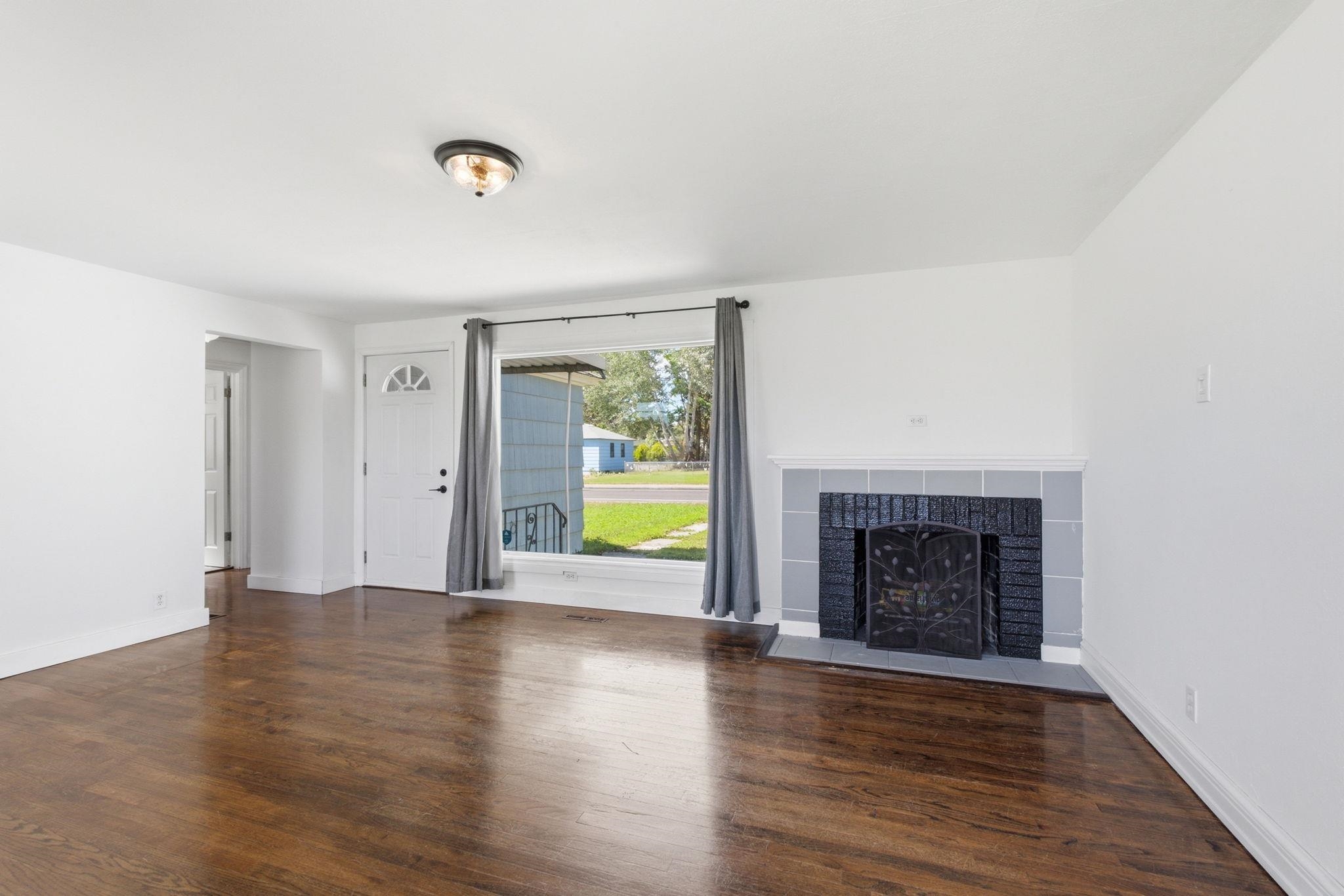 2803 West Rowan Avenue Spokane, WA 99205 - Photo 4 of 24