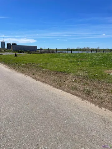 $149,000 | 2168 Hwy 55 (batture) Montegut La, Montegut, LA 70377