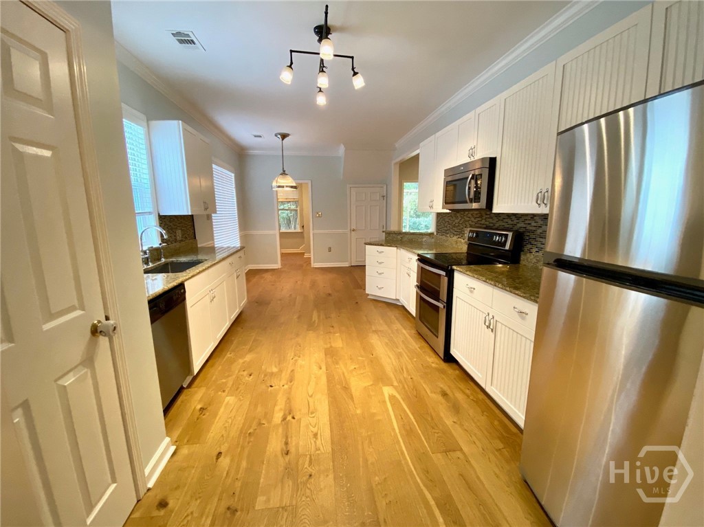 13 Silver Oak Court Pooler, GA 31322 - Photo 5 of 33