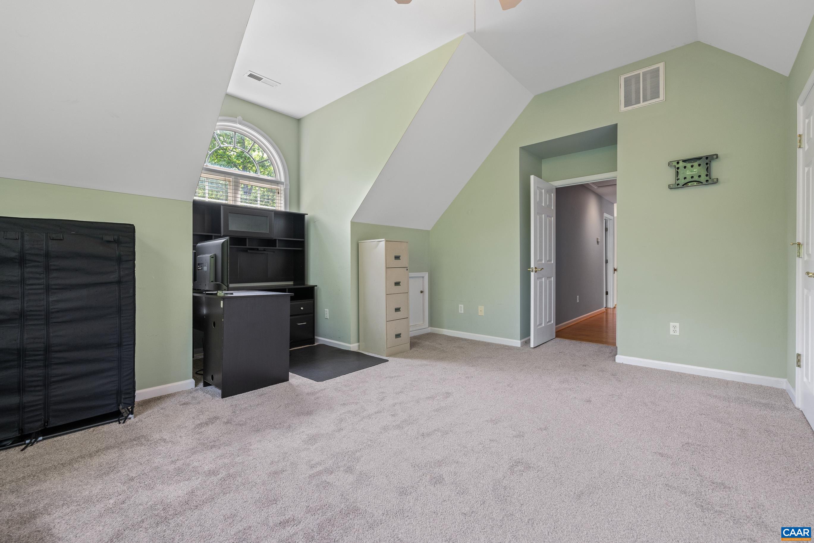 20 Zephyr Road Palmyra, VA 22963 - Photo 41 of 43 a view of kitchen