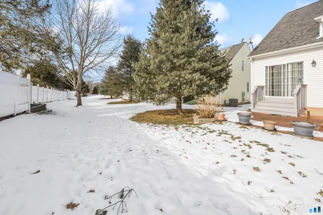 $369,900 | 39 Phillips Farm Road, Unit 39, East Hartford, CT 06118