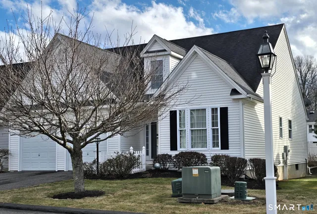 $369,900 | 39 Phillips Farm Road, Unit 39, East Hartford, CT 06118